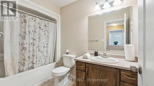 65 Curzon Crescent, Guelph, ON - Indoor Photo Showing Bathroom