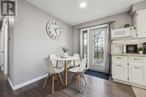 283 Eureka Street, Petrolia, ON - Indoor Photo Showing Dining Room