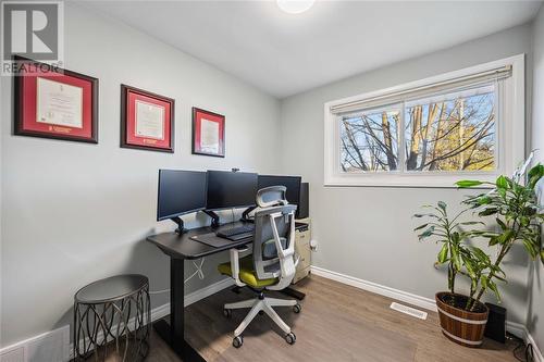 283 Eureka Street, Petrolia, ON - Indoor Photo Showing Office