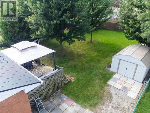 283 Eureka Street, Petrolia, ON - Outdoor With Backyard