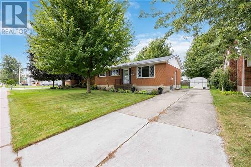 283 Eureka Street, Petrolia, ON - Outdoor