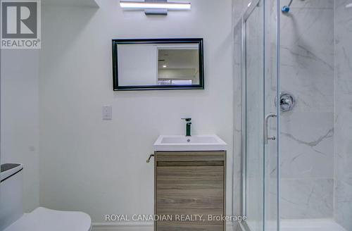 2586 Foxmeadow Road N, Peterborough, ON - Indoor Photo Showing Bathroom