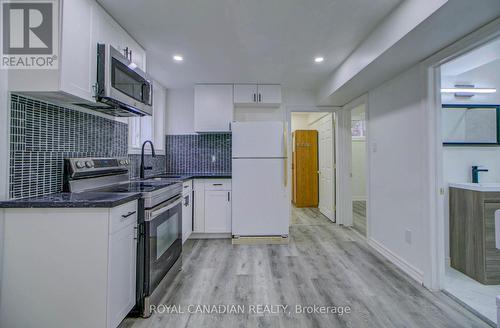 2586 Foxmeadow Road N, Peterborough, ON - Indoor Photo Showing Kitchen