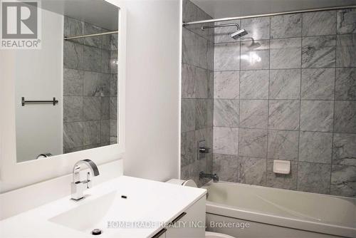 1509 - 56 Annie Craig Drive, Toronto, ON - Indoor Photo Showing Bathroom