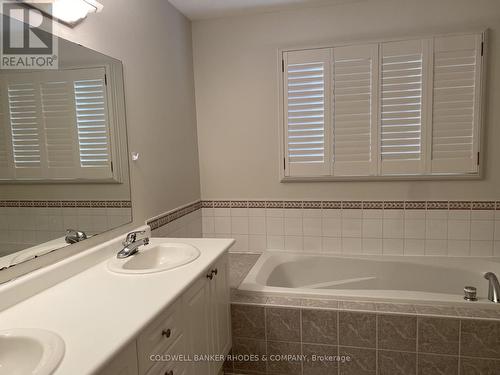 437 Riverdale Avenue, Ottawa, ON - Indoor Photo Showing Bathroom