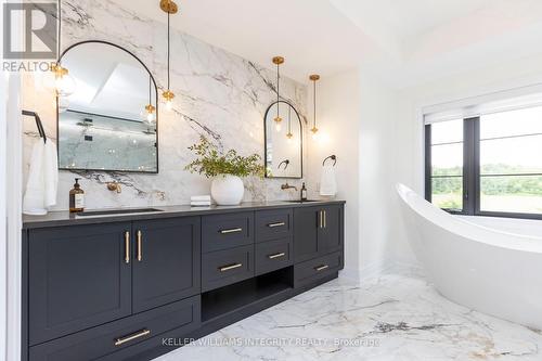 1590 Century Road E, Ottawa, ON - Indoor Photo Showing Bathroom