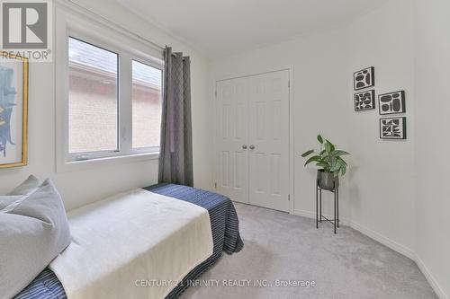 165 Hyperion Court, Oshawa (Windfields), ON - Indoor Photo Showing Bedroom