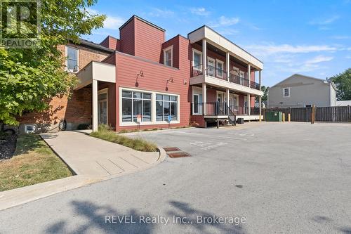 202 - 3710 Main Street, Niagara Falls (223 - Chippawa), ON - Outdoor