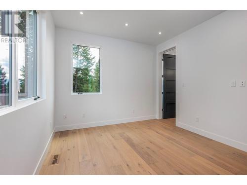 868 Antler Ridge Road, Windermere, BC - Indoor Photo Showing Other Room