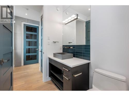 868 Antler Ridge Road, Windermere, BC - Indoor Photo Showing Bathroom