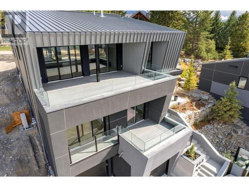 868 Antler Ridge Road, Windermere, BC - Outdoor With Deck Patio Veranda