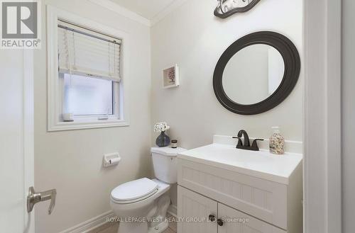 370 Royalpark Way, Vaughan, ON - Indoor Photo Showing Bathroom