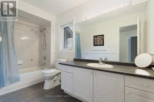 370 Royalpark Way, Vaughan, ON - Indoor Photo Showing Bathroom