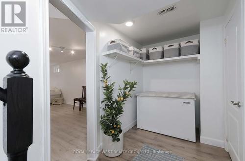 370 Royalpark Way, Vaughan, ON - Indoor