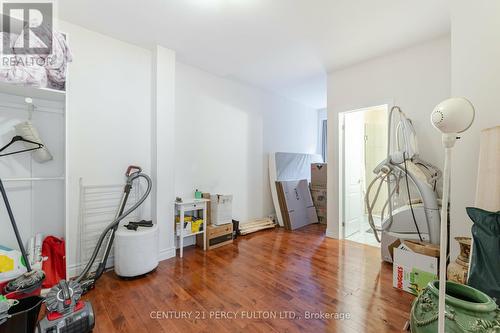 206 Finch Avenue E, Toronto, ON - Indoor Photo Showing Other Room