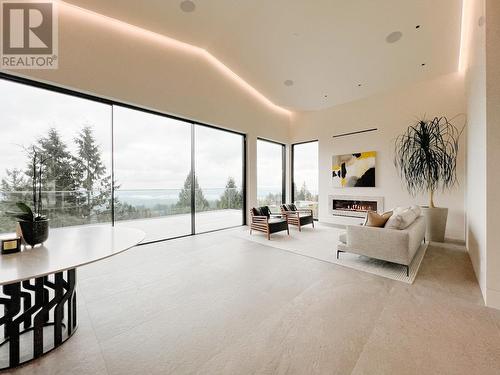 535 Craigmohr Drive, West Vancouver, BC - Indoor