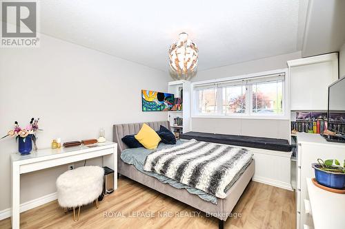 54 Sandra Drive, Pelham (664 - Fenwick), ON - Indoor Photo Showing Bedroom