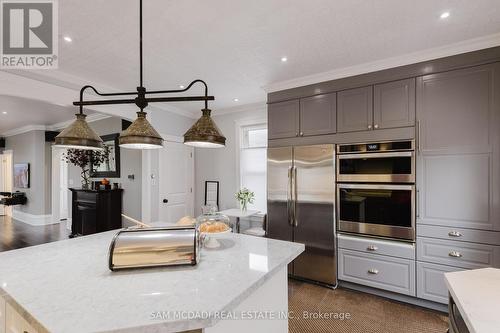 1225 Simcoe Street S, Oshawa, ON - Indoor Photo Showing Kitchen