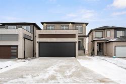 71 Bridgehampton Bay  Winnipeg, MB R3Y 2E7