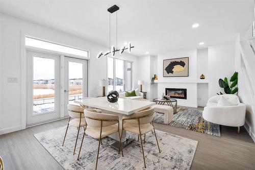 71 Bridgehampton Bay, Winnipeg, MB - Indoor With Fireplace