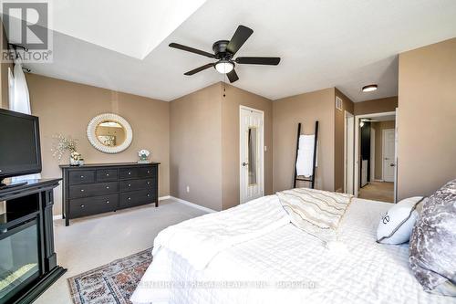 81 Tallships Drive, Whitby, ON - Indoor Photo Showing Bedroom