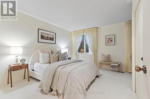 120 Leland Road, London, ON - Indoor Photo Showing Bedroom