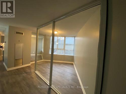 206 - 3695 Kaneff Crescent, Mississauga, ON - Indoor Photo Showing Other Room