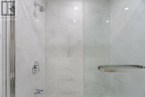 41 Town House Crescent, Brampton, ON - Indoor Photo Showing Bathroom