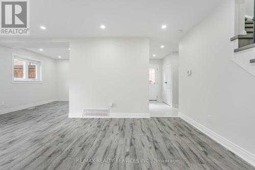 41 Town House Crescent, Brampton, ON - Indoor Photo Showing Other Room