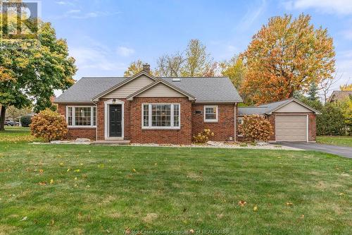 29 Bayshore Drive, Leamington, ON - Outdoor With Facade