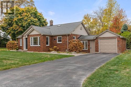 29 Bayshore Drive, Leamington, ON - Outdoor With Facade