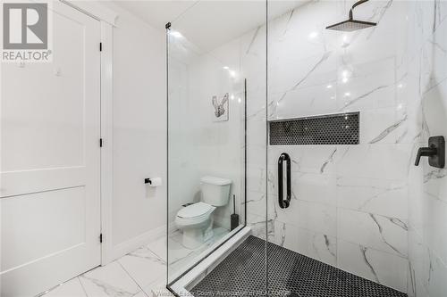 395 Caserta, Lakeshore, ON - Indoor Photo Showing Bathroom