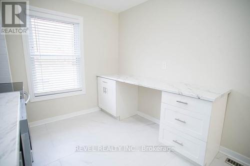 46 Enfield Crescent, Brantford, ON - Indoor Photo Showing Other Room