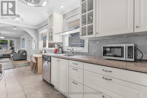 36 Fawell Avenue, St. Catharines, ON - Indoor Photo Showing Kitchen