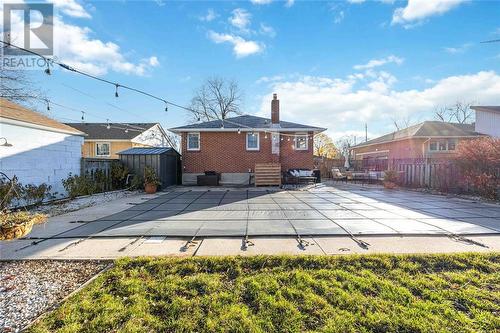 1058 Wellington Street, Sarnia, ON - Outdoor