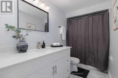 15 - 350 Camelot Court, Oshawa (Eastdale), ON - Indoor Photo Showing Bathroom