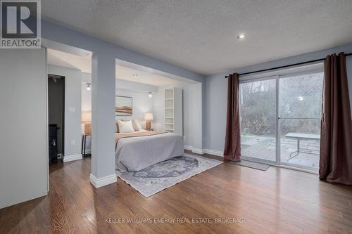 15 - 350 Camelot Court, Oshawa (Eastdale), ON - Indoor