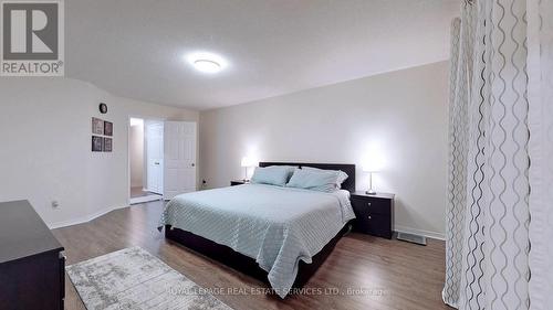 5290 Brookwood Court, Mississauga, ON - Indoor Photo Showing Bedroom