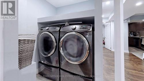 5290 Brookwood Court, Mississauga, ON - Indoor Photo Showing Laundry Room