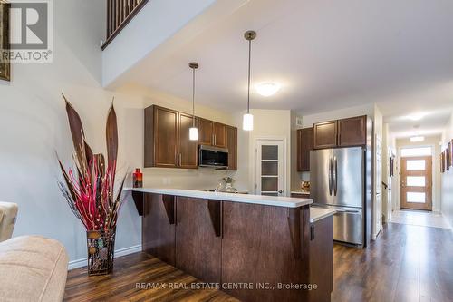 82 Covington Crescent, Belleville, ON - Indoor Photo Showing Kitchen With Stainless Steel Kitchen With Upgraded Kitchen