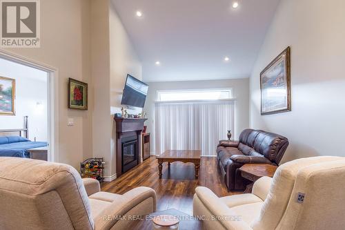 82 Covington Crescent, Belleville, ON - Indoor Photo Showing Living Room With Fireplace