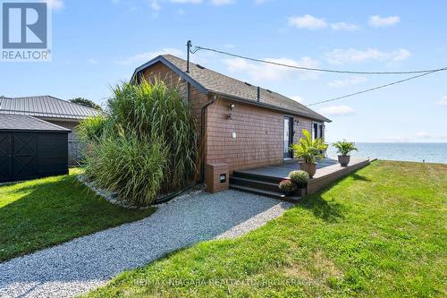 10959 Lakeshore Road, Wainfleet (880 - Lakeshore), ON - Outdoor With Body Of Water