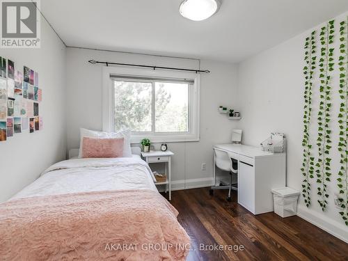 25 Flaming Rose Way, Toronto, ON - Indoor Photo Showing Bedroom