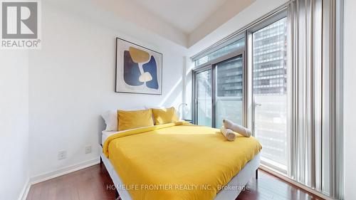 3003 - 14 York Street, Toronto, ON - Indoor Photo Showing Bedroom