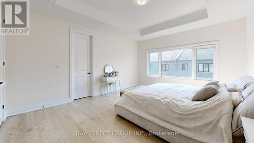 97 Halldorson Avenue, Aurora, ON - Indoor Photo Showing Bedroom