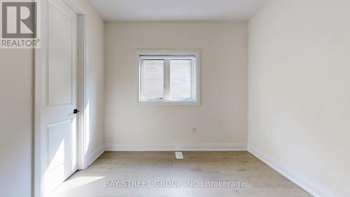 97 Halldorson Avenue, Aurora, ON - Indoor Photo Showing Other Room