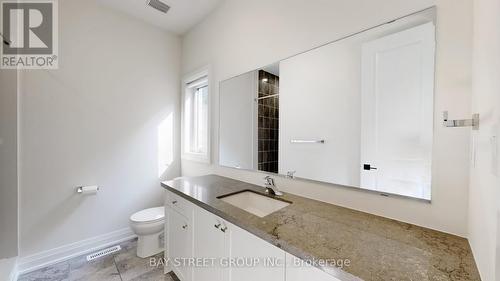 97 Halldorson Avenue, Aurora, ON - Indoor Photo Showing Bathroom