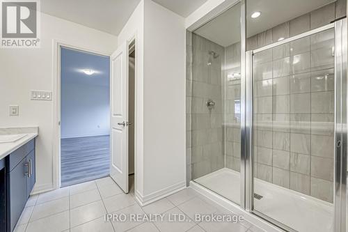 120 West Oak Trail, Barrie, ON - Indoor Photo Showing Bathroom