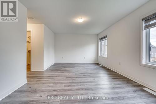 120 West Oak Trail, Barrie, ON - Indoor Photo Showing Other Room