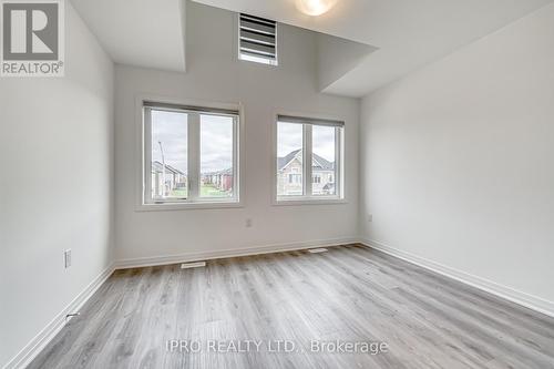 120 West Oak Trail, Barrie, ON - Indoor Photo Showing Other Room